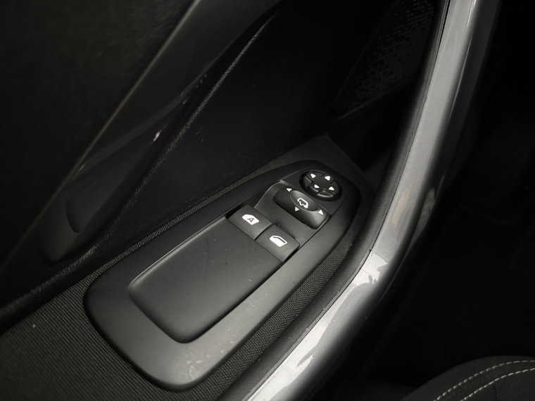 Vehicle Image 27