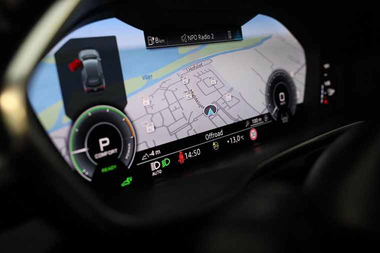Vehicle Image 10