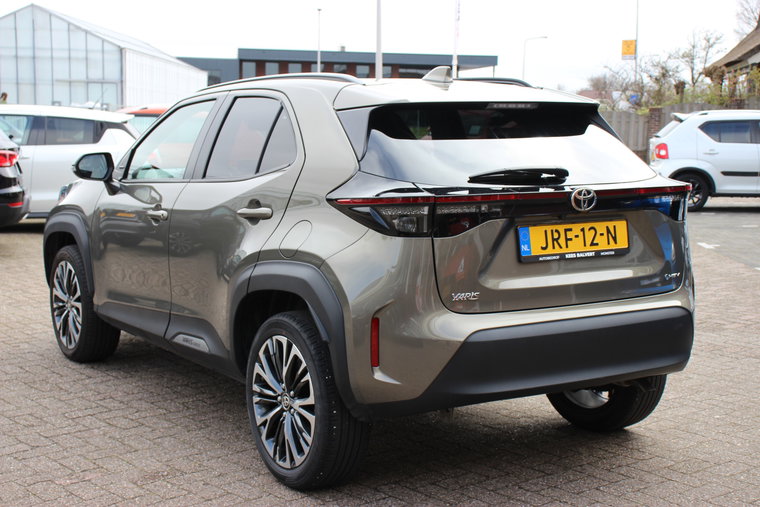 Vehicle Image 3