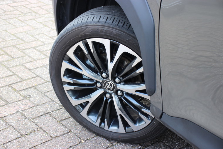 Vehicle Image 21