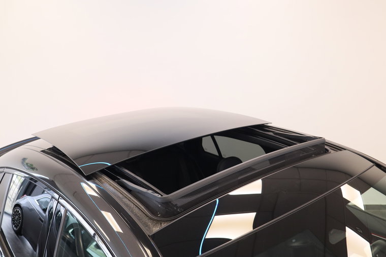 Vehicle Image 38