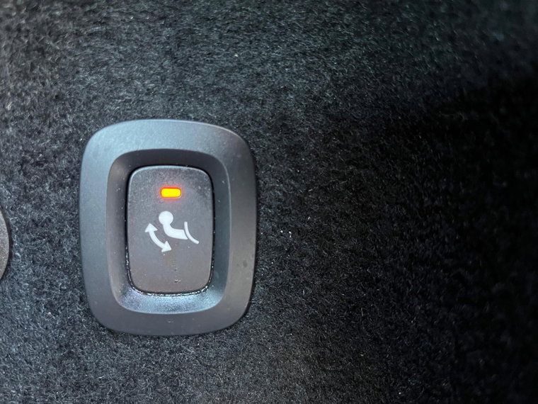 Vehicle Image 27