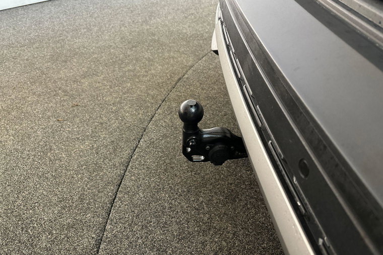 Vehicle Image 35