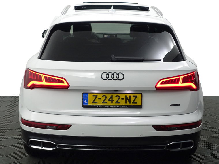 Vehicle Image 36