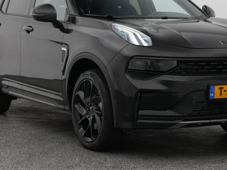 Vehicle Image 17