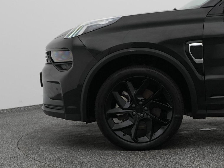 Vehicle Image 21