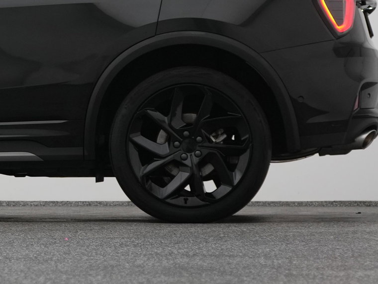 Vehicle Image 38