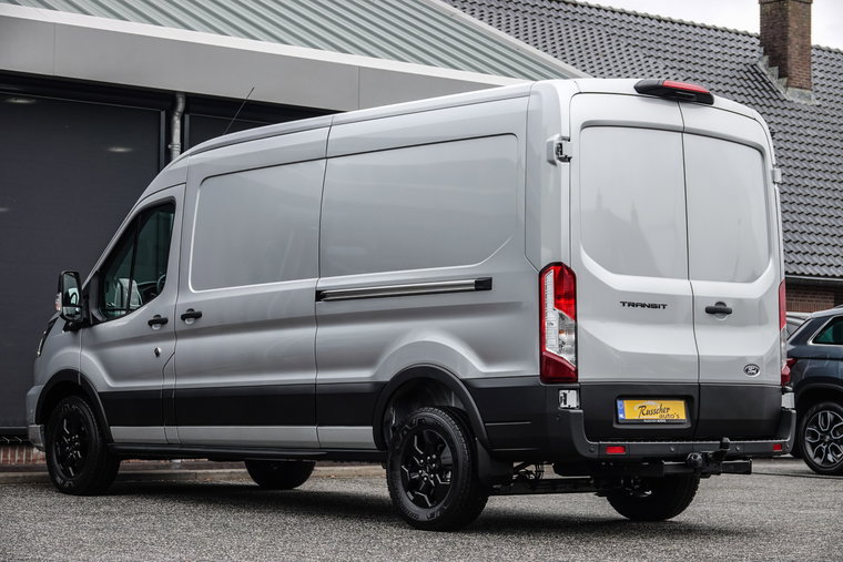 Vehicle Image 22