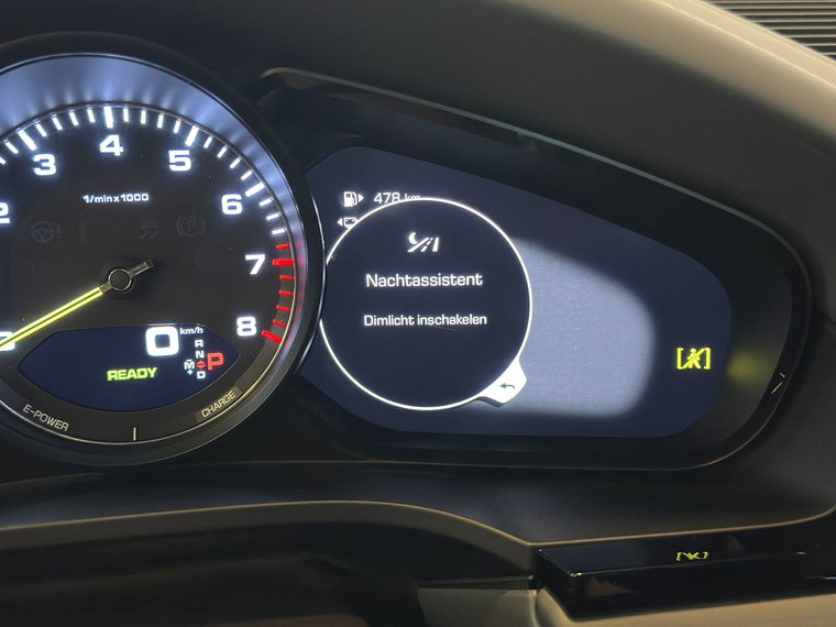 Vehicle Image 38