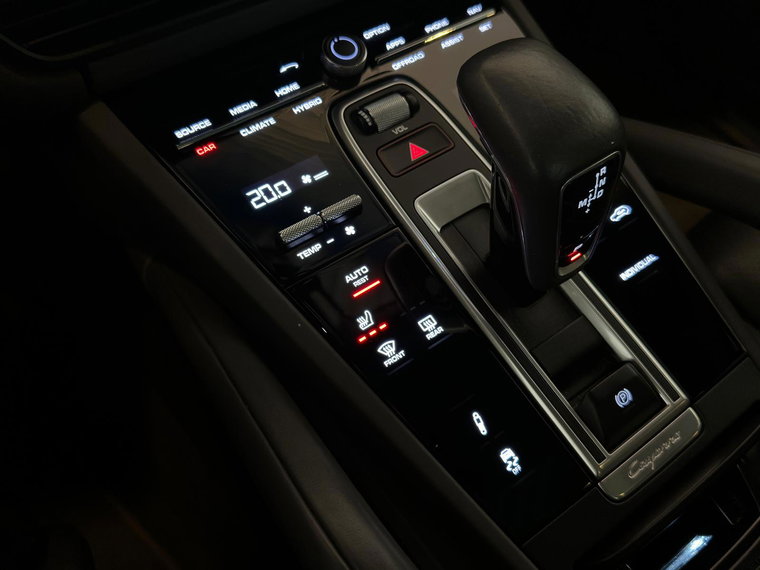 Vehicle Image 40