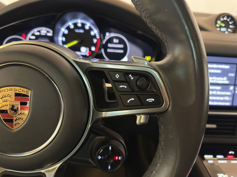 Vehicle Image 60