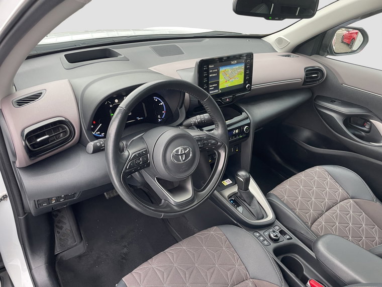 Vehicle Image 12