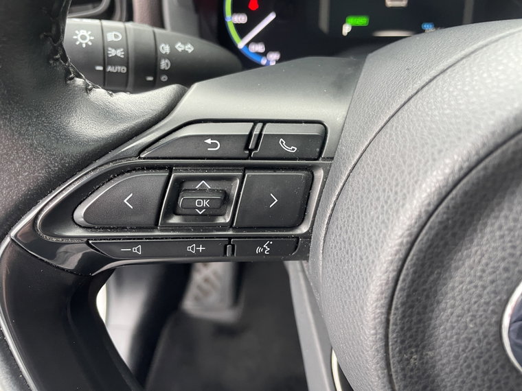 Vehicle Image 14