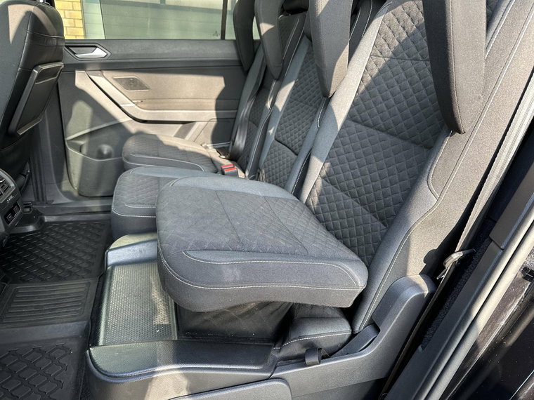 Vehicle Image 45
