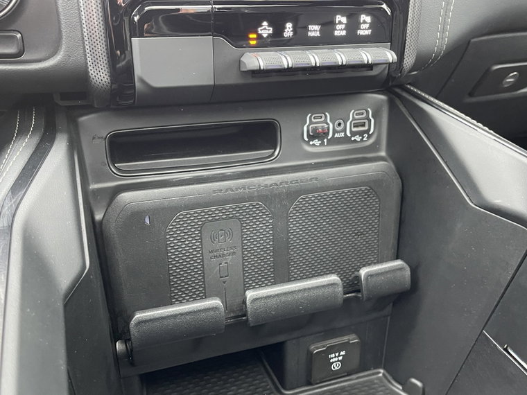 Vehicle Image 28