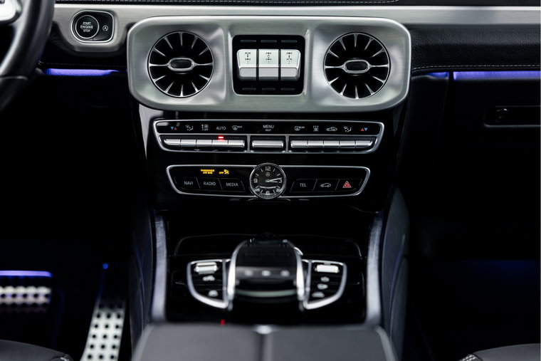 Vehicle Image 22