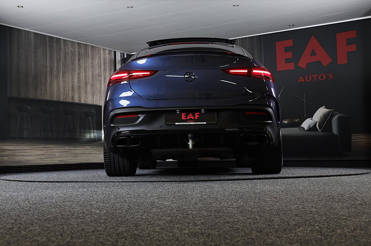 Vehicle Image 52