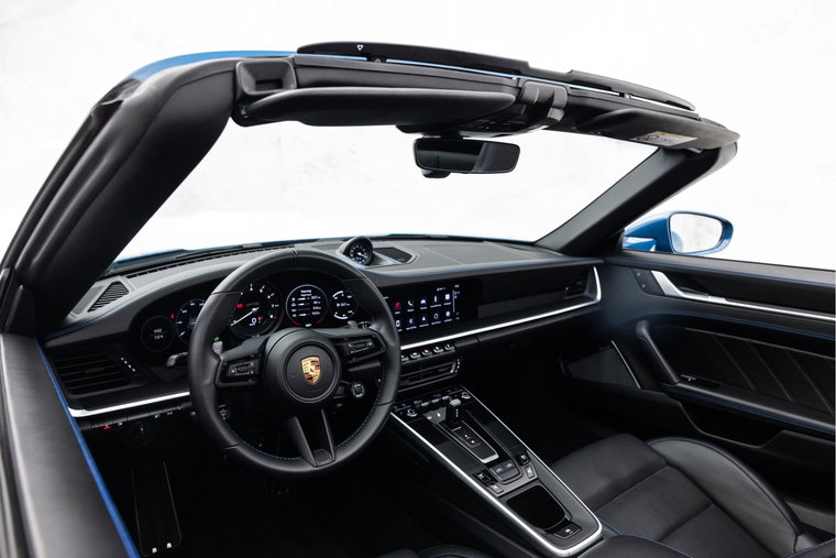 Vehicle Image 21