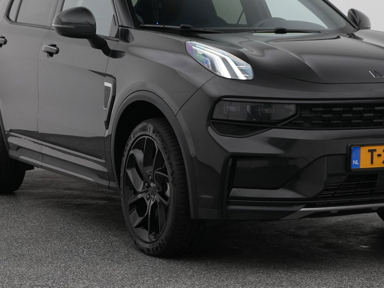 Vehicle Image 17