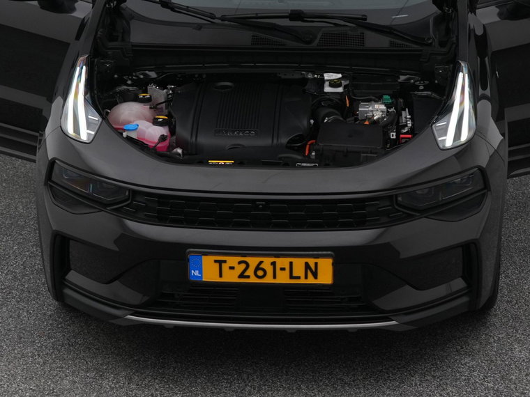 Vehicle Image 30