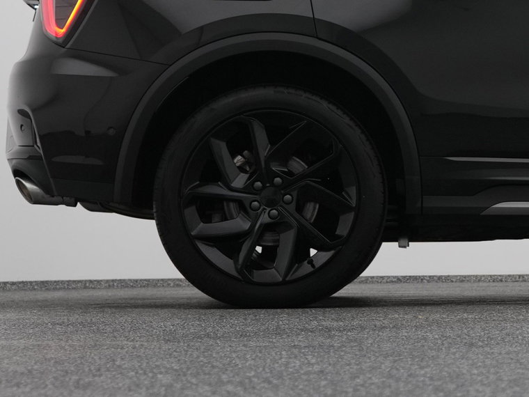 Vehicle Image 40