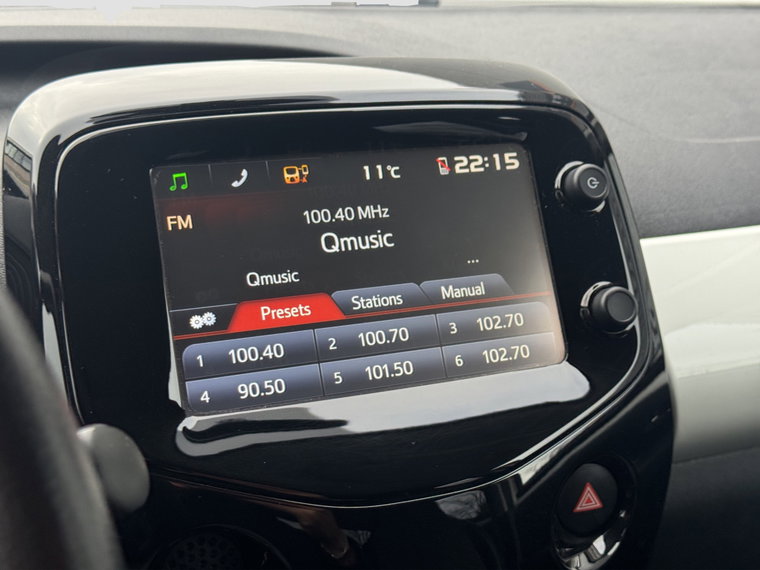 Vehicle Image 16