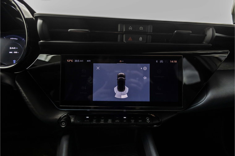 Vehicle Image 22