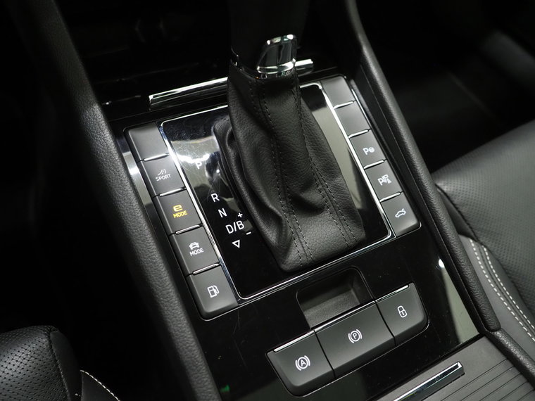 Vehicle Image 37