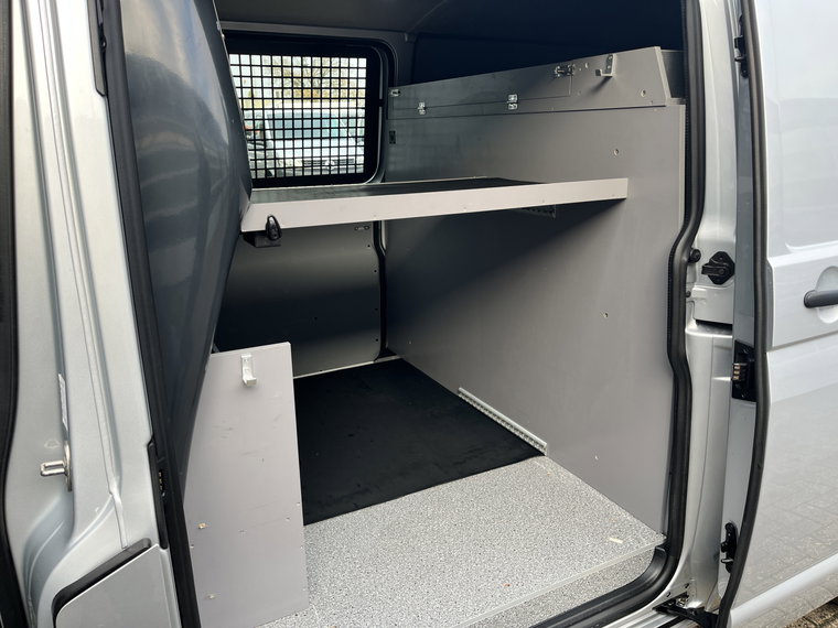 Vehicle Image 33