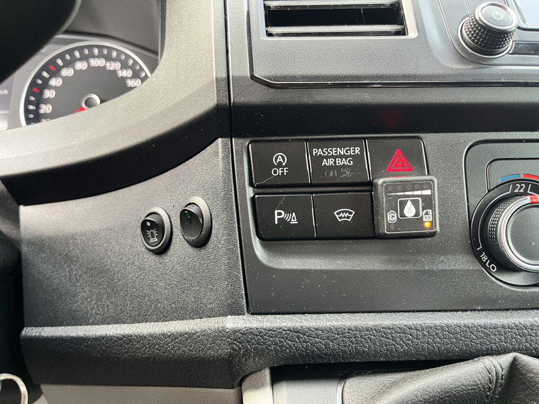 Vehicle Image 37