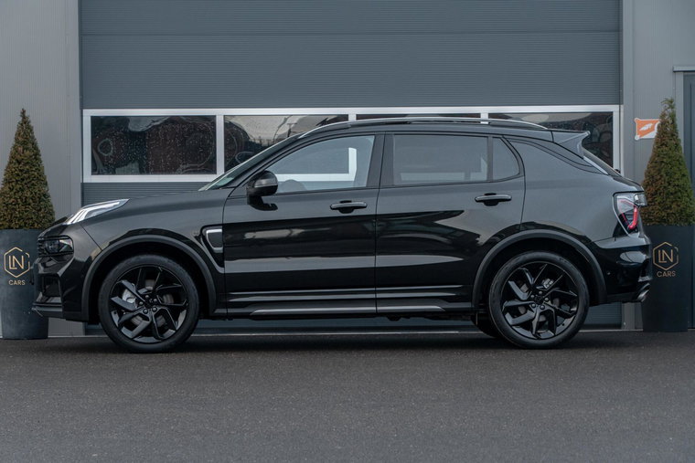 Vehicle Image 14