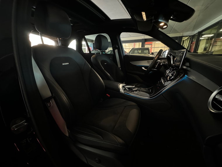 Vehicle Image 36