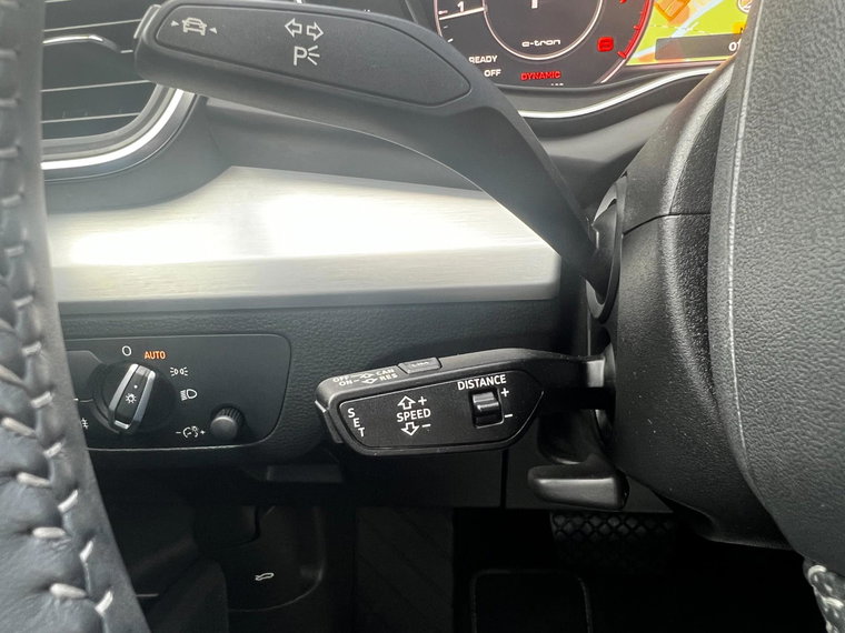 Vehicle Image 33