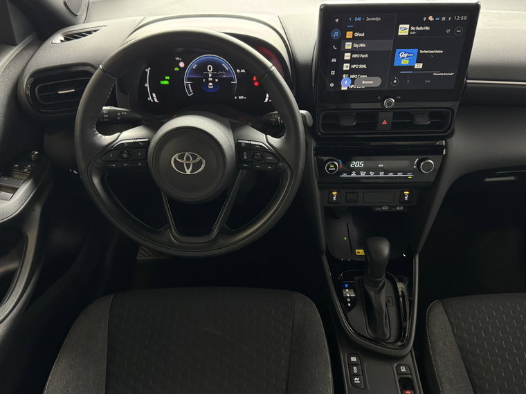 Vehicle Image 22