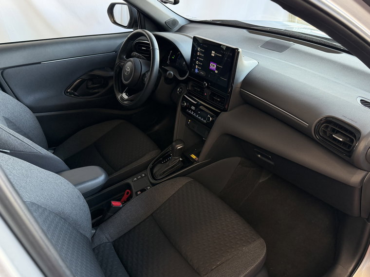 Vehicle Image 30
