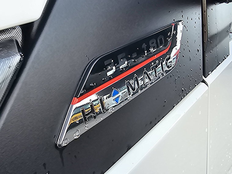 Vehicle Image 16