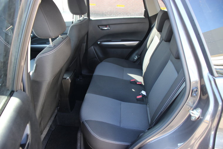 Vehicle Image 12