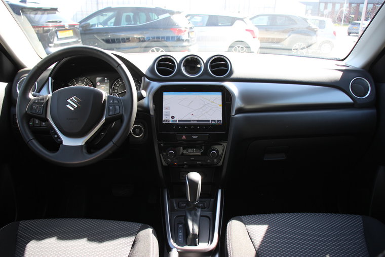 Vehicle Image 7