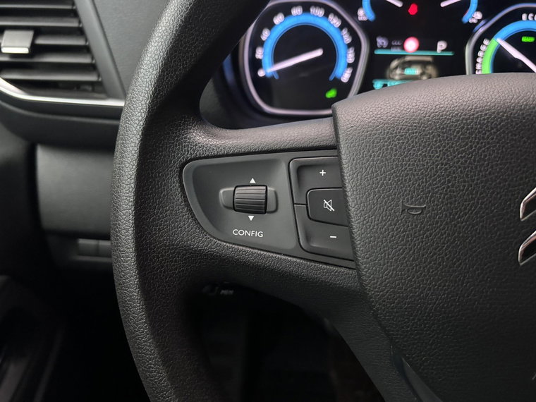 Vehicle Image 26