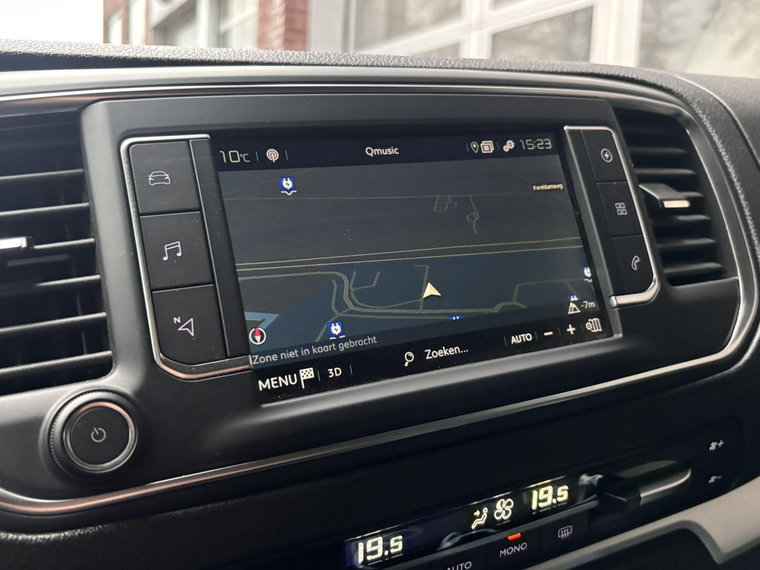 Vehicle Image 39