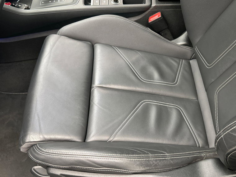 Vehicle Image 38