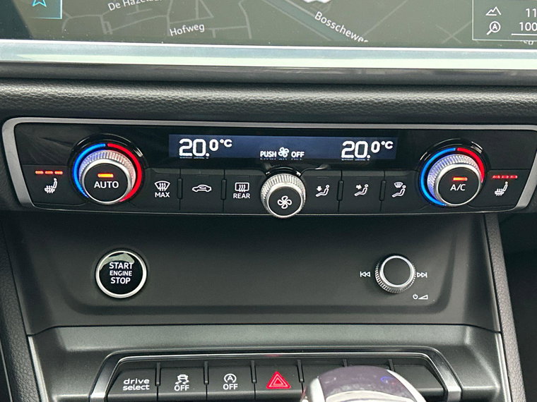 Vehicle Image 40