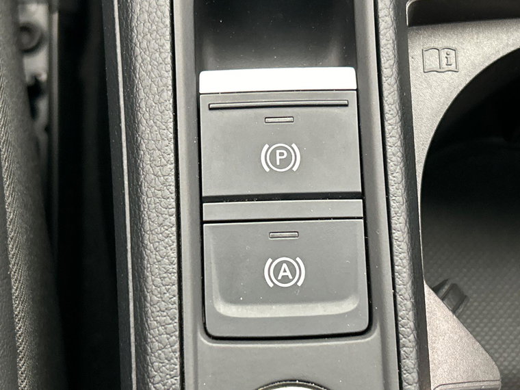 Vehicle Image 45