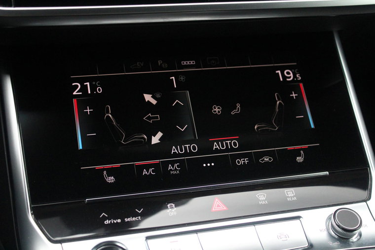 Vehicle Image 24