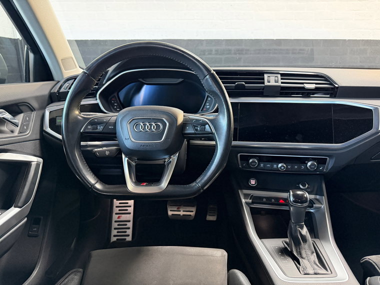 Vehicle Image 37