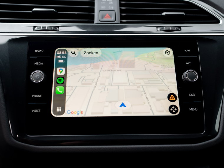 Vehicle Image 12