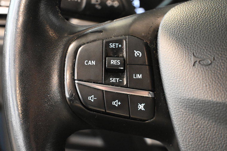 Vehicle Image 26