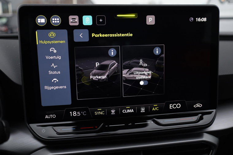 Vehicle Image 30