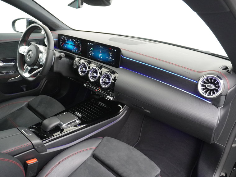 Vehicle Image 40