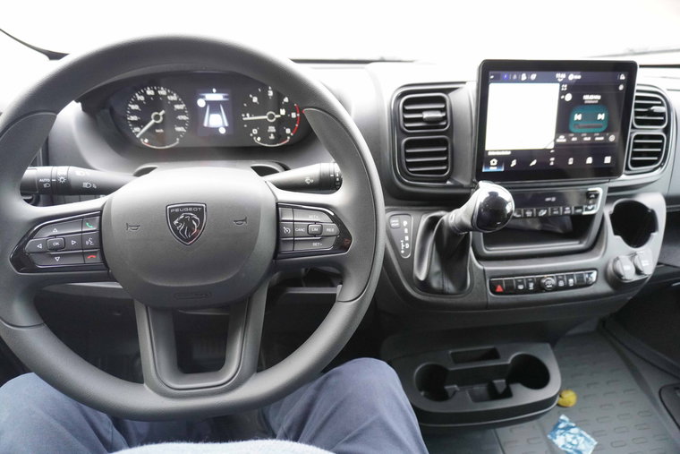 Vehicle Image 22